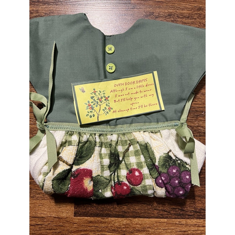Vtg Kitchen Towel OVEN DOOR DRESS Kitchen Helper  Green Gingham Apples Grapes